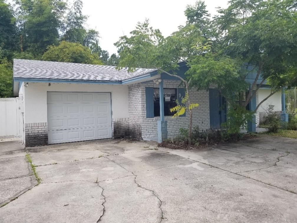 947 Cambridge Ct., Kissimmee, FL 34758