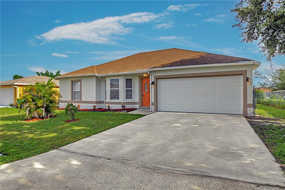 104 Birmingham Dr., Kissimmee, FL 34758