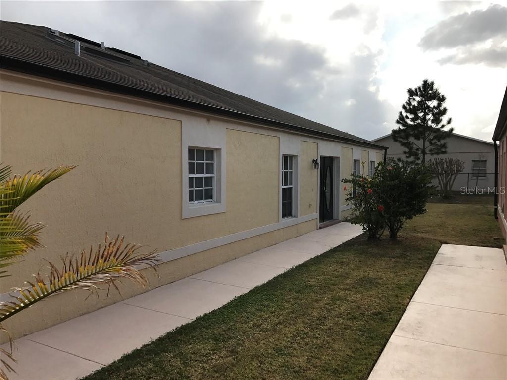 1052 Universal Rest Pl., Kissimmee, FL 34744