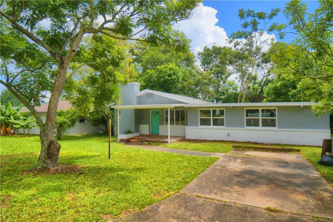 1022 S Tower Ln., Lake Wales, FL 33853