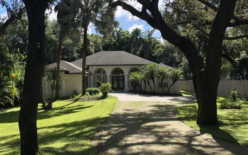 12501 N Boulevard, Tampa, FL 33612