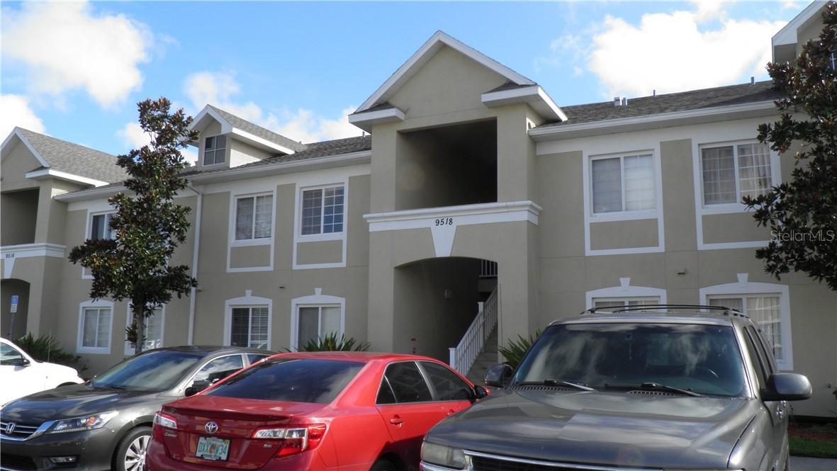 9518 Newdale Way #202, Riverview, FL 33578