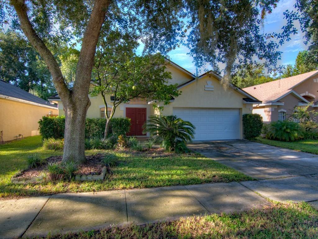220 Easton Cir., Oviedo, FL 32765