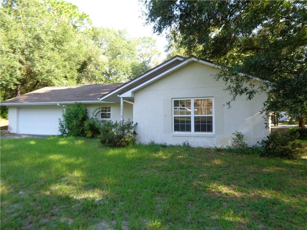 25841 Eufaula Way, Sorrento, FL 32776