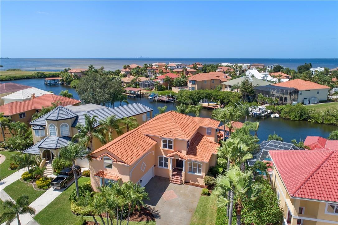 1007 Sonata Ln., Apollo Beach, FL 33572