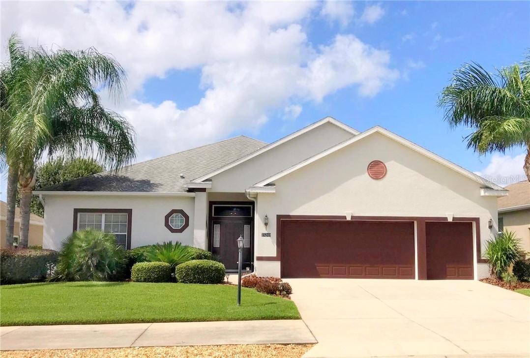 25249 Laurel Valley Rd., Leesburg, FL 34748