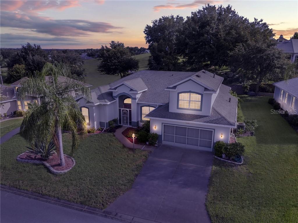 5716 Freeport Dr., Tavares, FL 32778