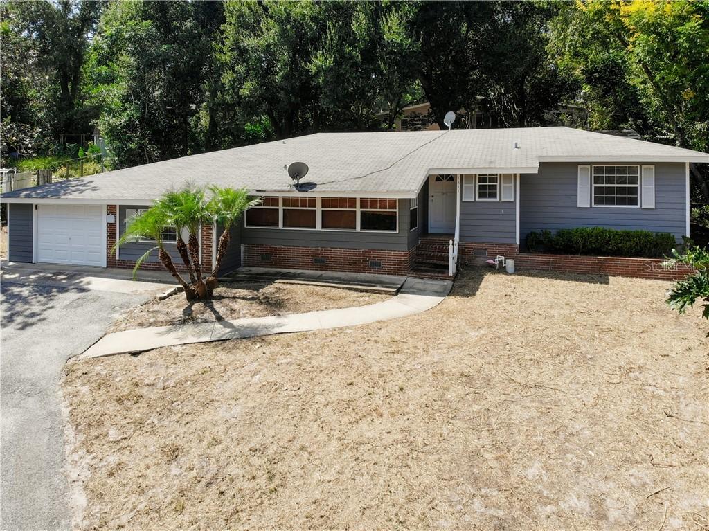 1811 Hilltop Dr., Mount Dora, FL 32757