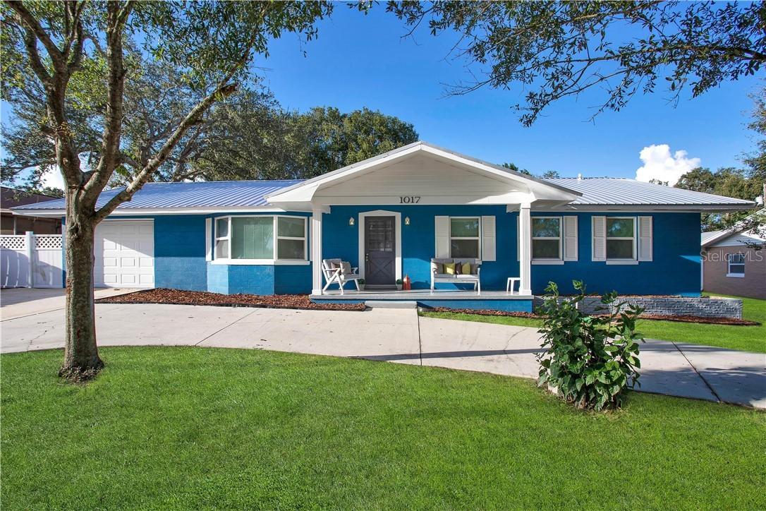 1017 S Tower Ln., Lake Wales, FL 33853