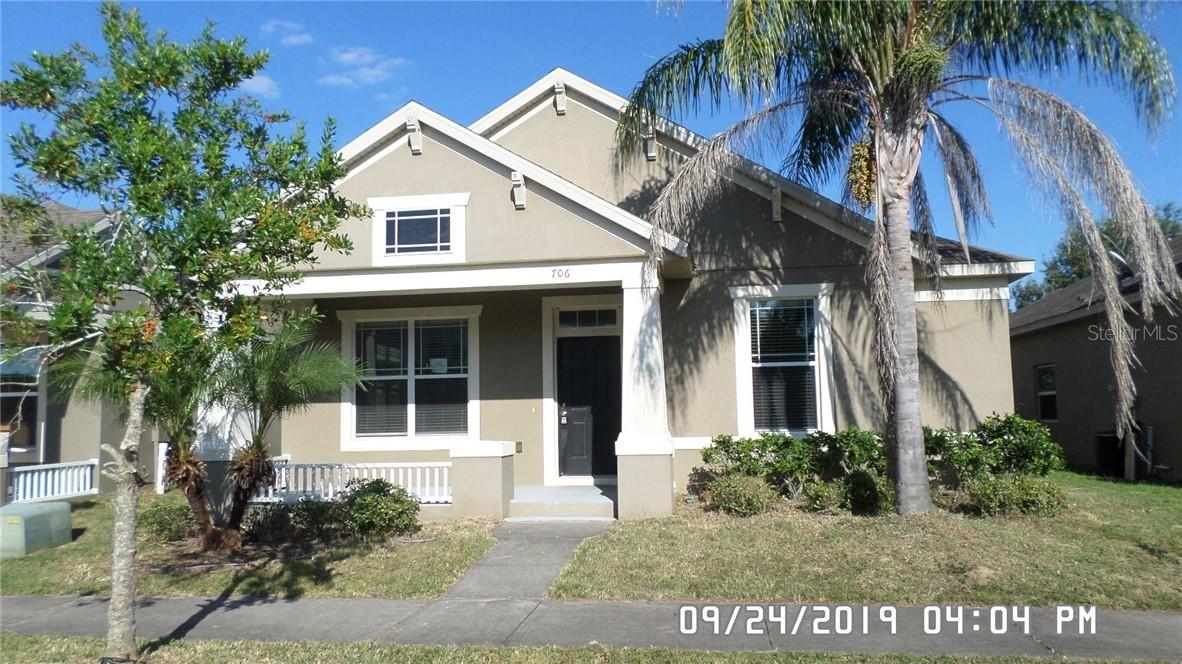 706 Lake Tarpon Way, Groveland, FL 34736