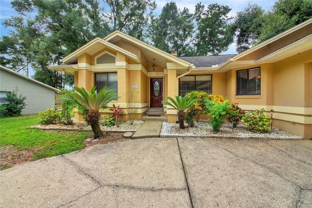 30941 Lochmore Cir., Sorrento, FL 32776