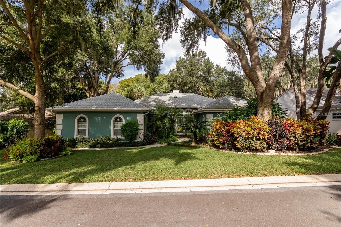 511 High Point Dr., Mount Dora, FL 32757
