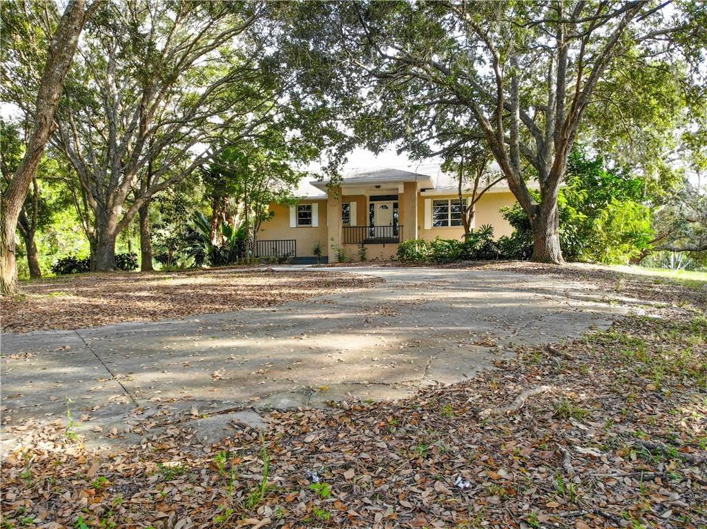 1430 Ewing St., Nokomis, FL 34275