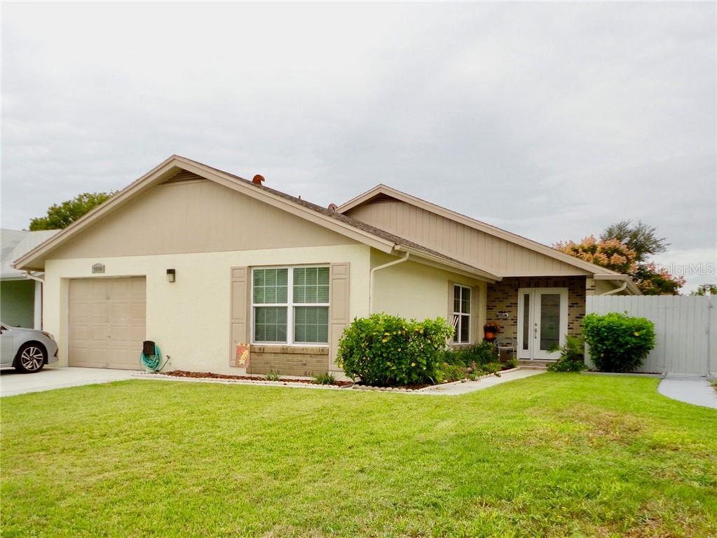 2860 Autumn Green Dr., Orlando, FL 32822