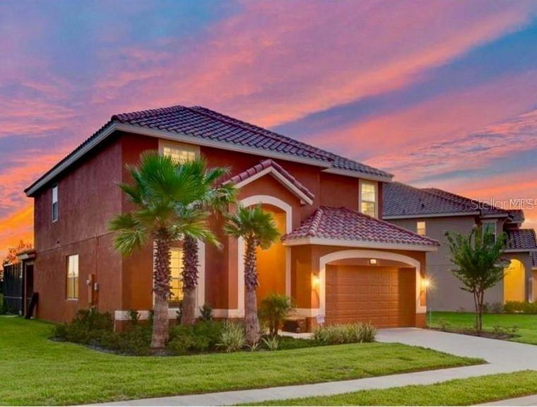 4401 Acorn Ct, Davenport, FL 33837