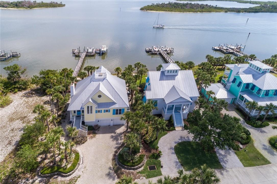 639 Riverside Landing Dr., Oak Hill, FL 32759