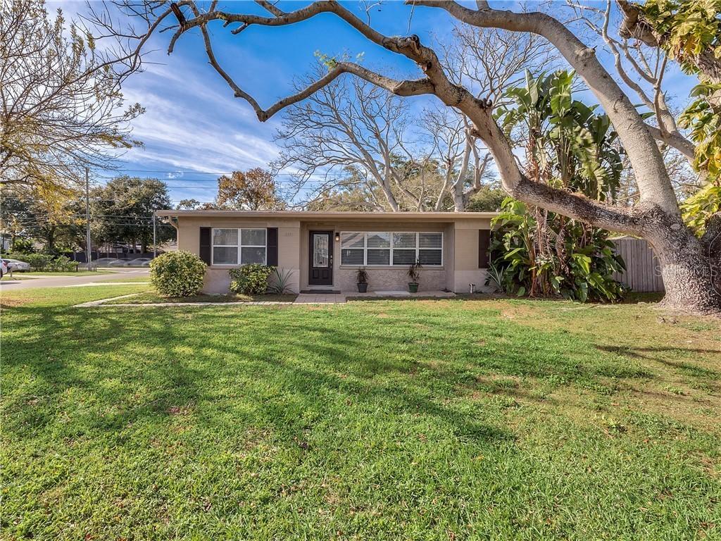 8000 Lake Eve Dr., Orlando, FL 32810