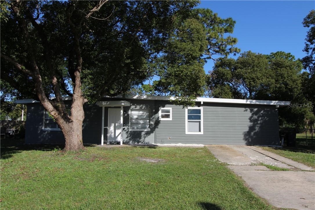 421 E 6th St., Chuluota, FL 32766