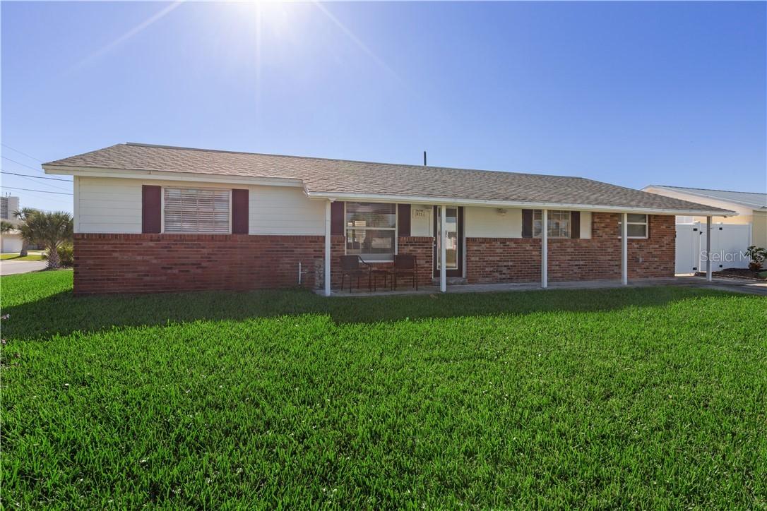 823 Phillip Dr., New Smyrna Beach, FL 32169