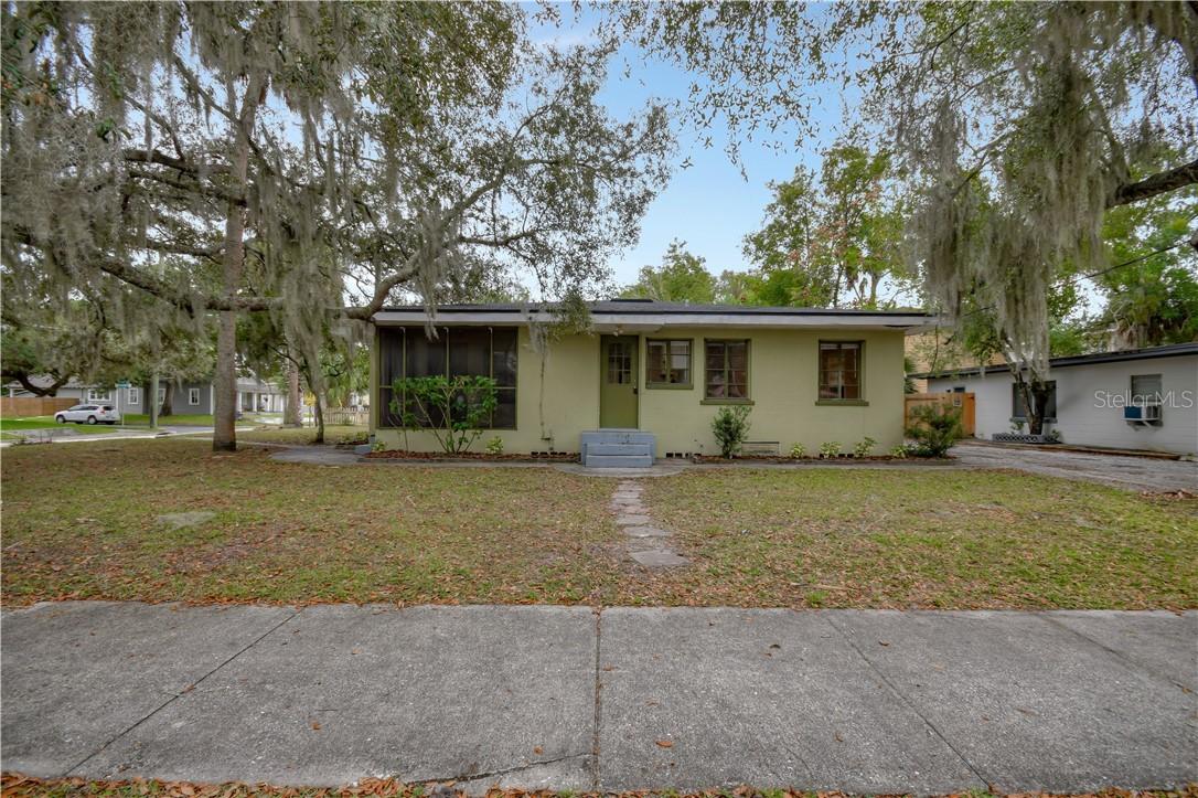 1046 N Hampton Ave., Orlando, FL 32803