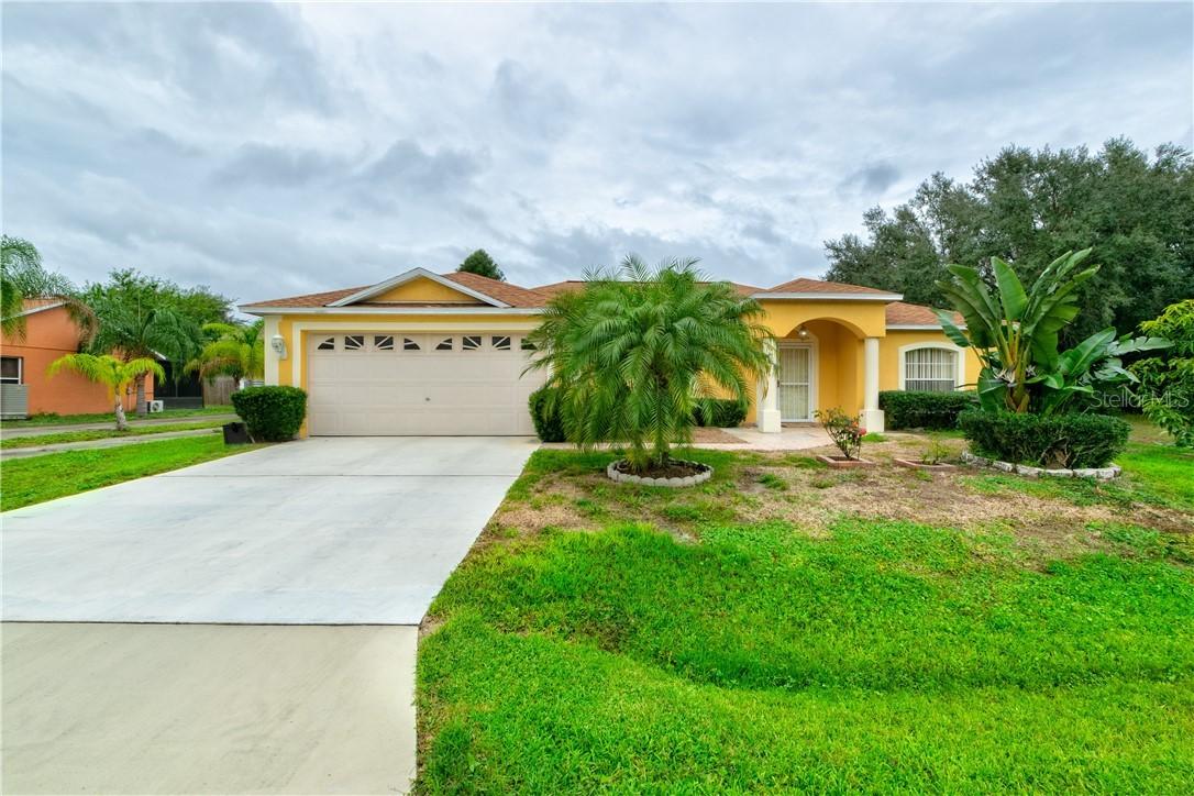 728 Swan Way, Kissimmee, FL 34758
