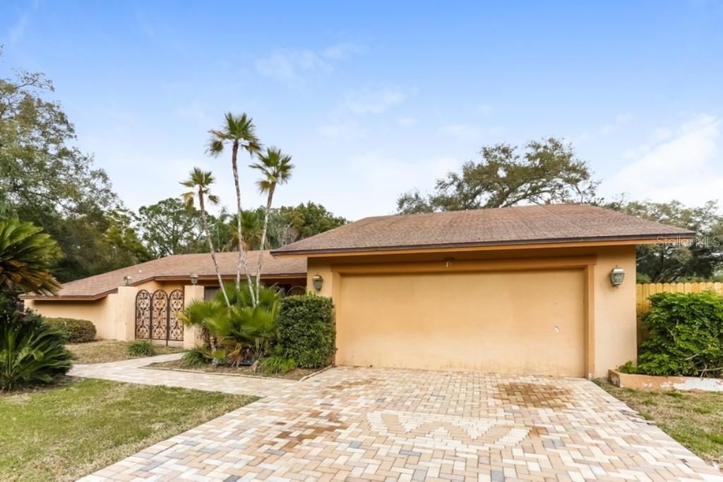 15 Linden Ln., Palm Harbor, FL 34683