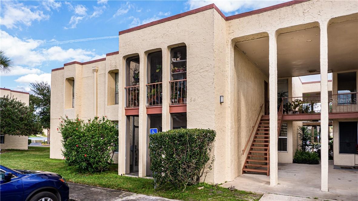 546 Orange Dr. #13, Altamonte Springs, FL 32701