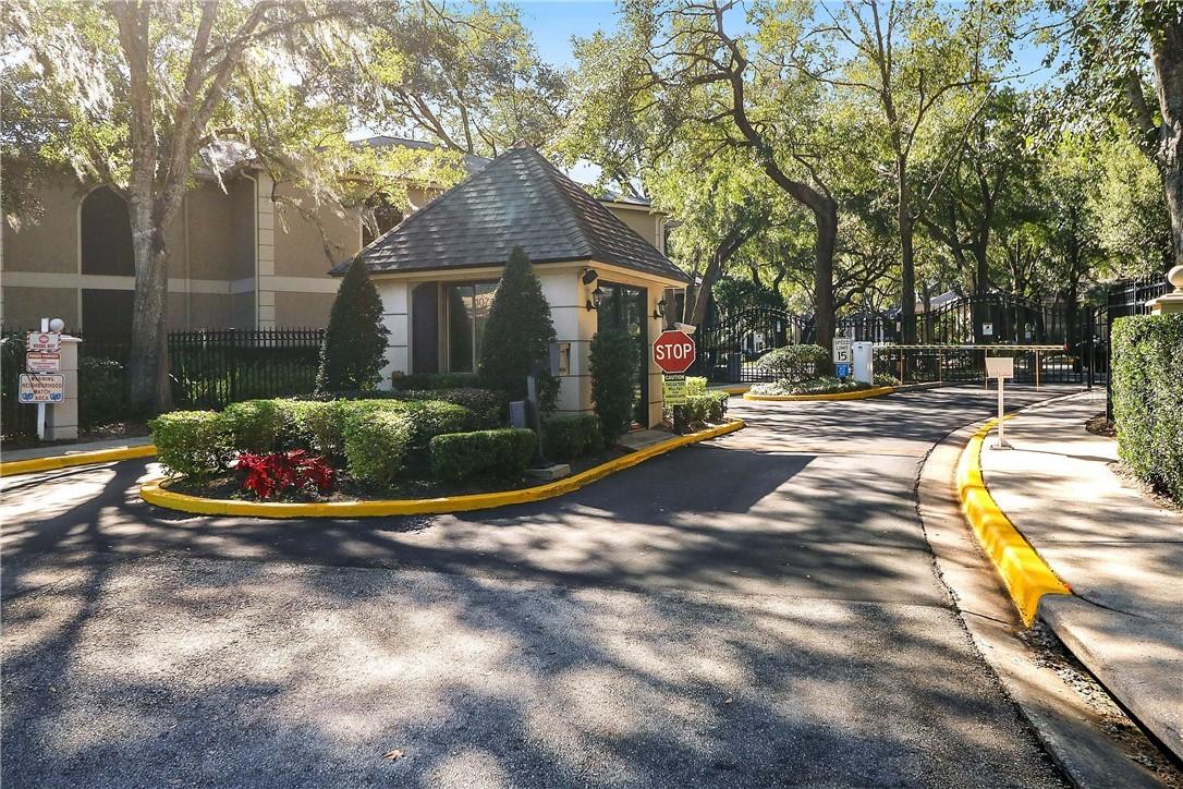 1055 Kensington Park Dr. #105, Altamonte Springs, FL 32714