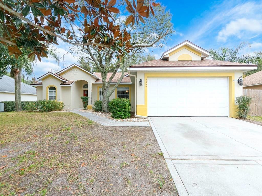 2599 Stardust Ave., Eustis, FL 32726