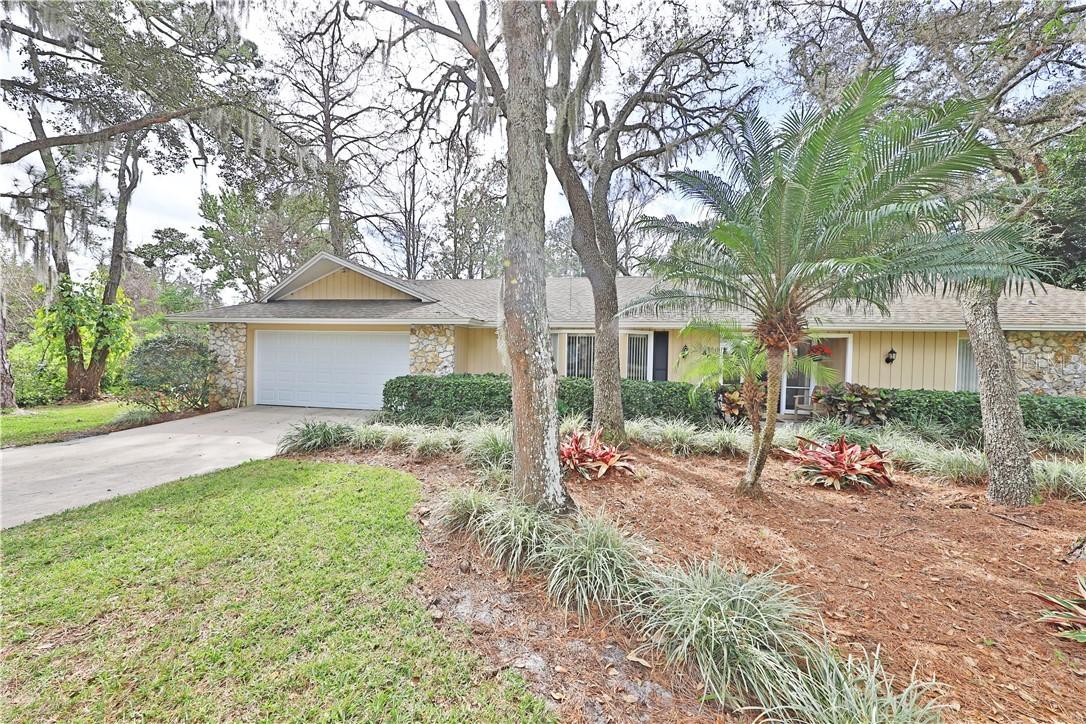 402 Squirrel Tr., Longwood, FL 32779