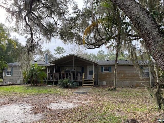 1865 Alice Dr., Astor, FL 32102