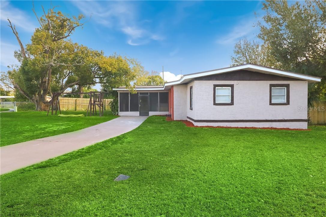 305 Collins Dr., Sanford, FL 32773