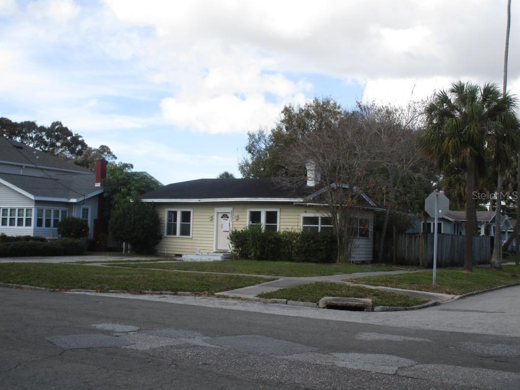 2501 W North A St., Tampa, FL 33609