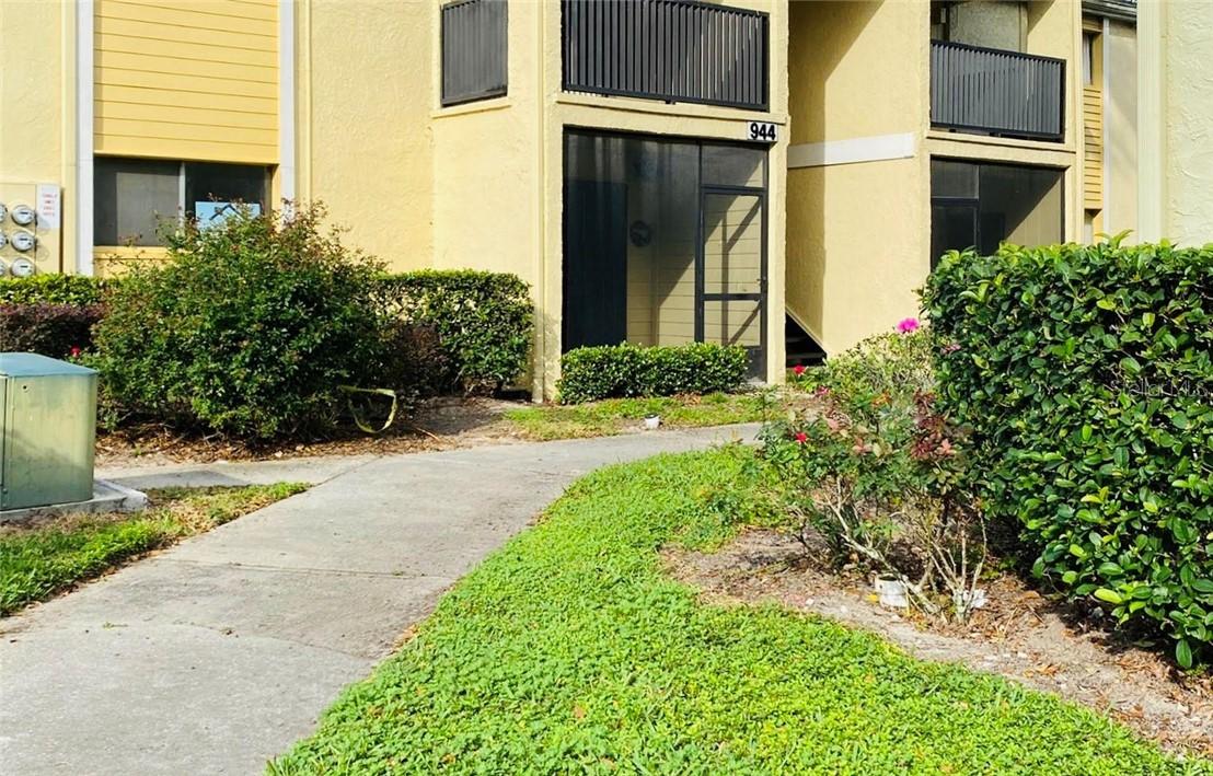 944 Lake Destiny Rd. #A, Altamonte Springs, FL 32714