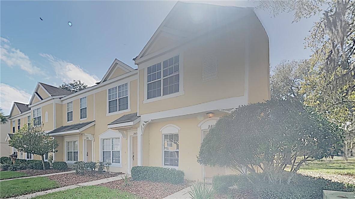 2424 Lake Woodberry Cir., Brandon, FL 33510