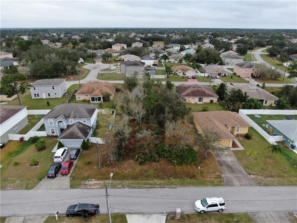 536 Lakeview Ct., Poinciana, FL 34759