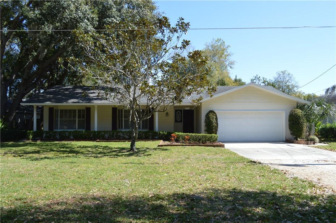 225 Oakdale St., Windermere, FL 34786
