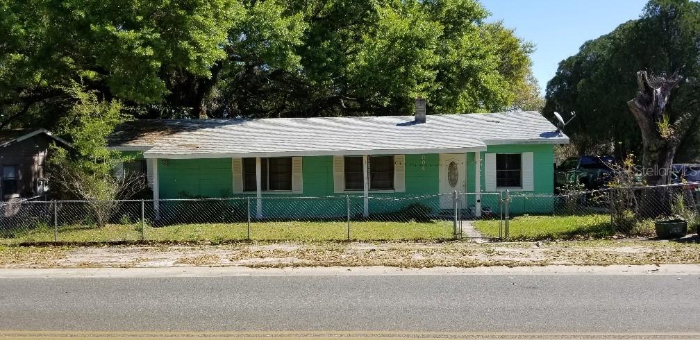 1004 Beecher St., Leesburg, FL 34748
