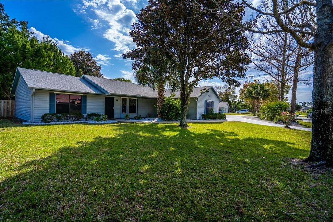 3205 Queen Palm Dr., Edgewater, FL 32141