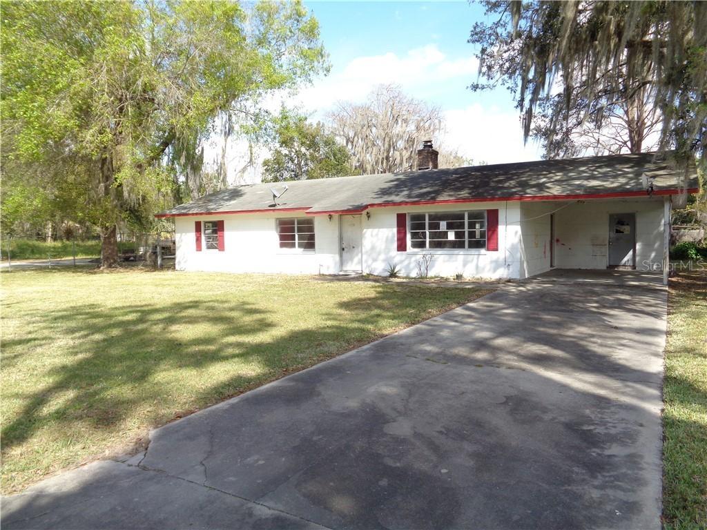 4530 1st Ave., Bowling Green, FL 33834