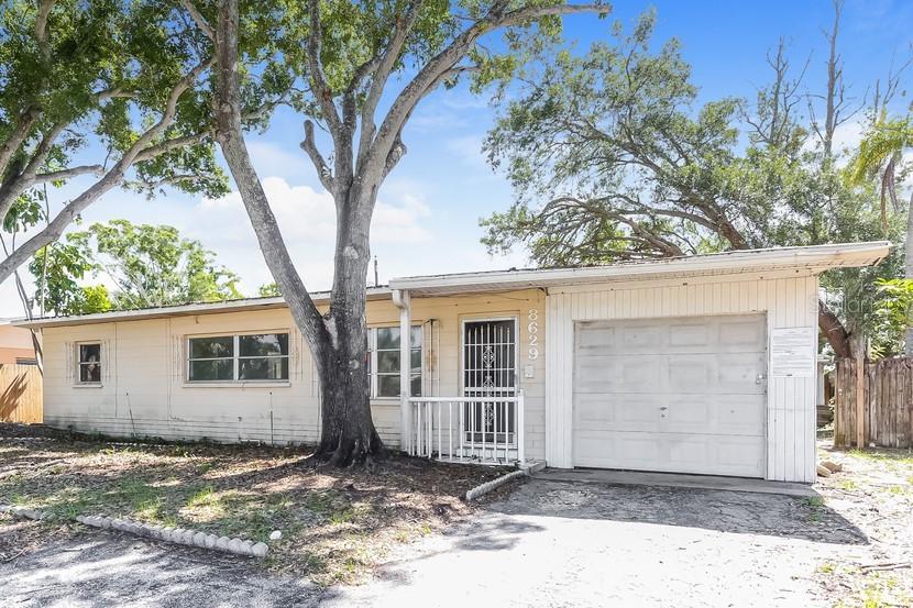 8629 118th St., Seminole, FL 33772