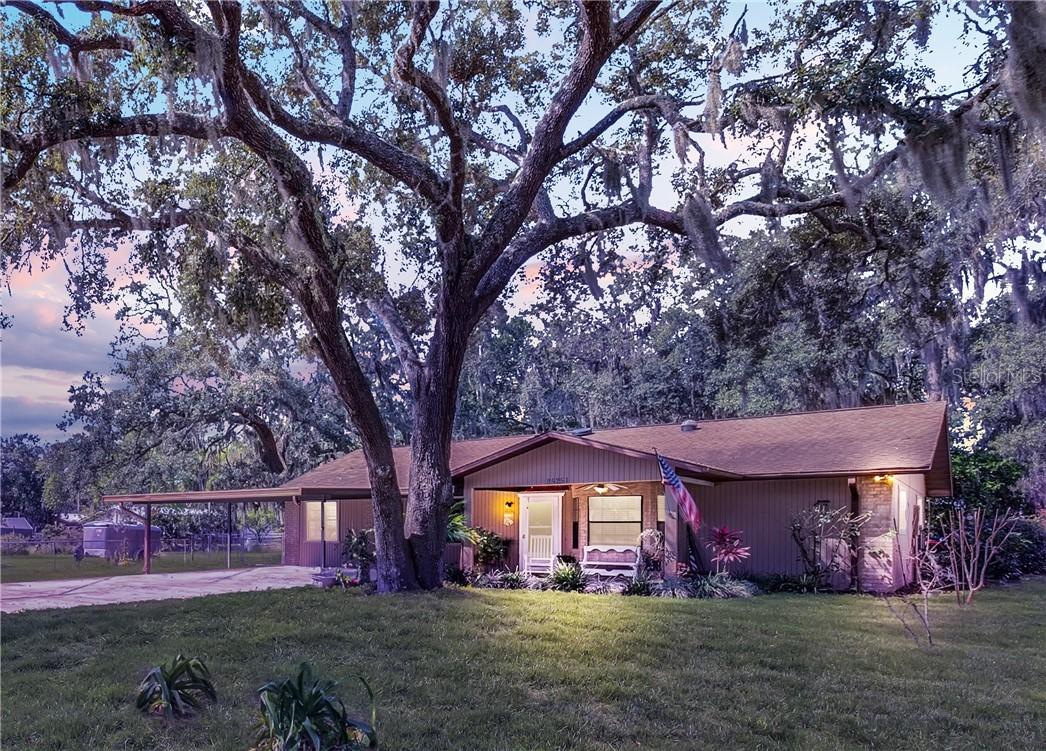 25251 Madison St., Astatula, FL 34705