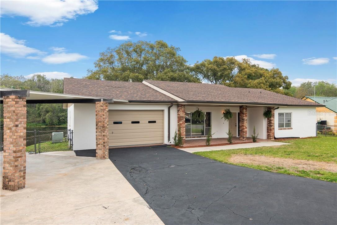 26703 Bermuda Dr., Tavares, FL 32778