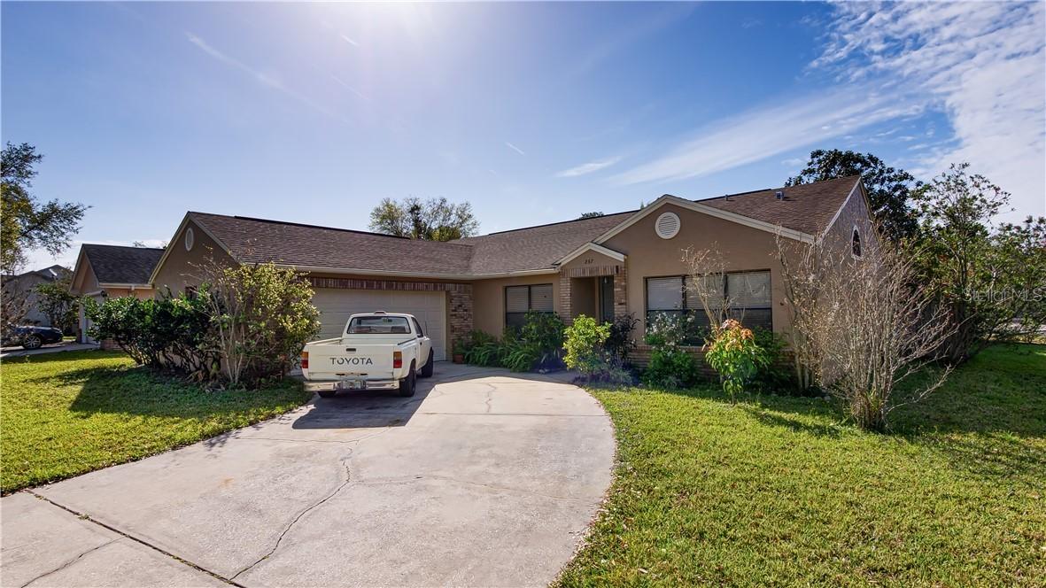 267 Stillwater Dr., Oviedo, FL 32765