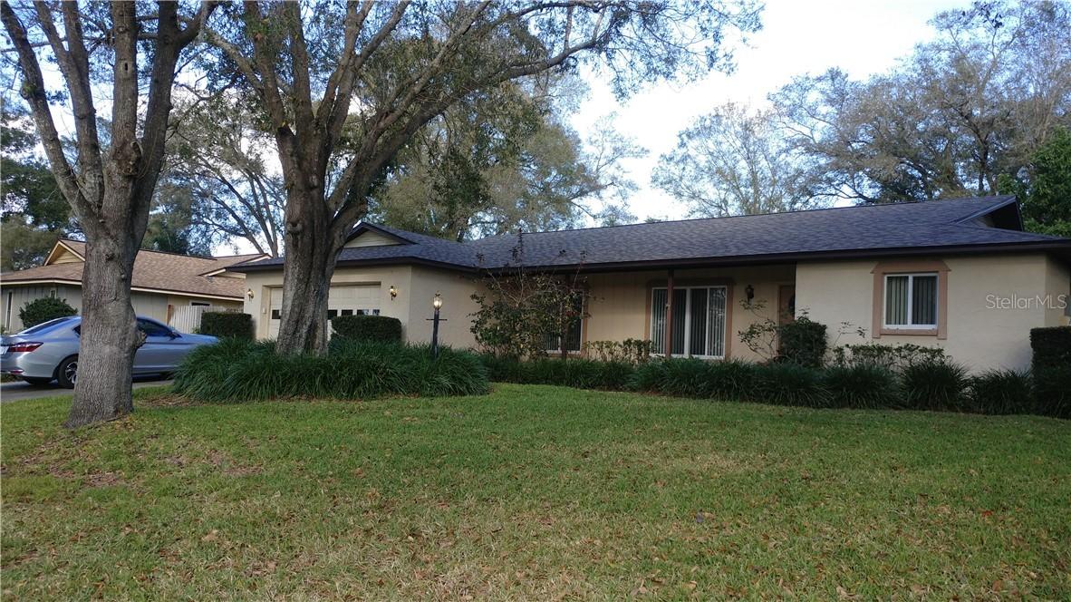 2218 Krista Ln., Brandon, FL 33511