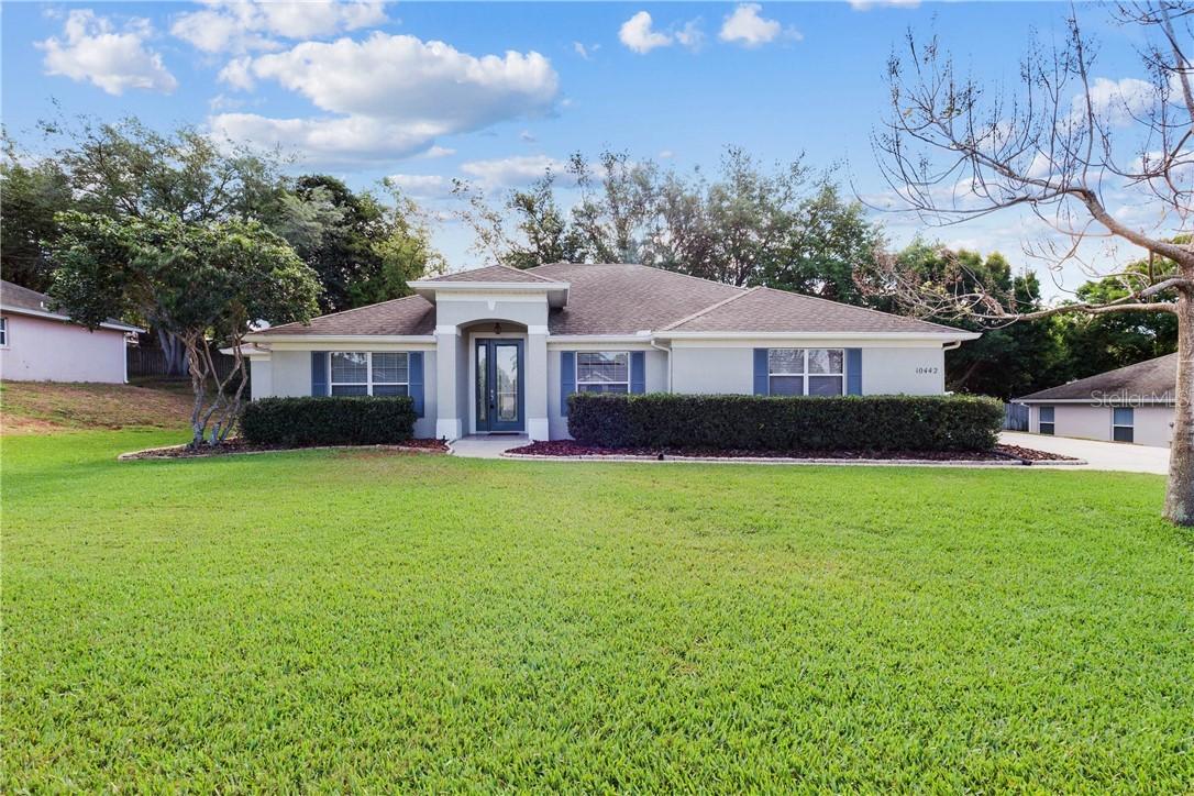 10442 Paradise Bay Ct., Clermont, FL 34711