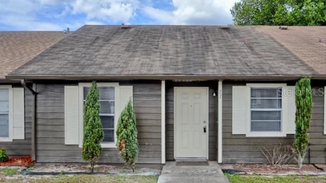 27 Sandalwood Ct., Oviedo, FL 32765