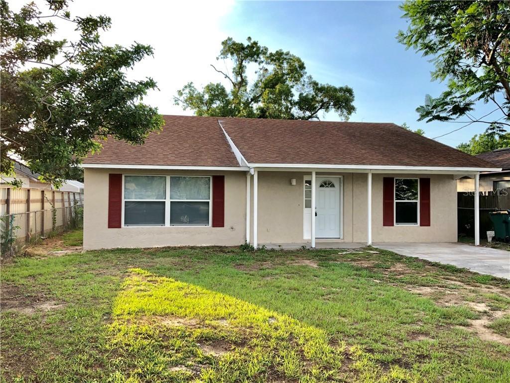 1105 Pine Ave., Tavares, FL 32778