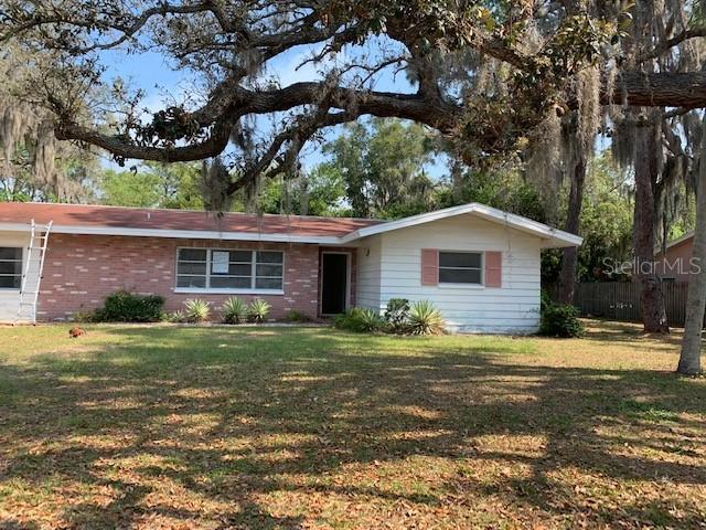 215 Timberlane Dr., Palm Harbor, FL 34683