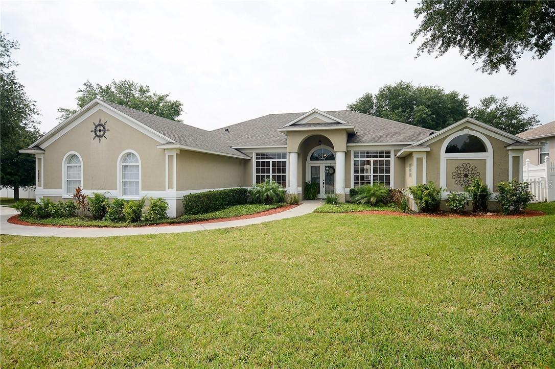 2301 Stanford Ct., Clermont, FL 34711